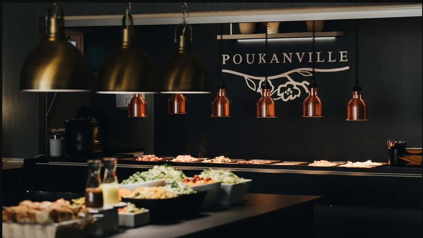 Poukanville, Laitila, Lounas